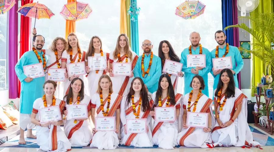 Top 10 Corsi di Yoga Online per Migliorare Corpo e Mente